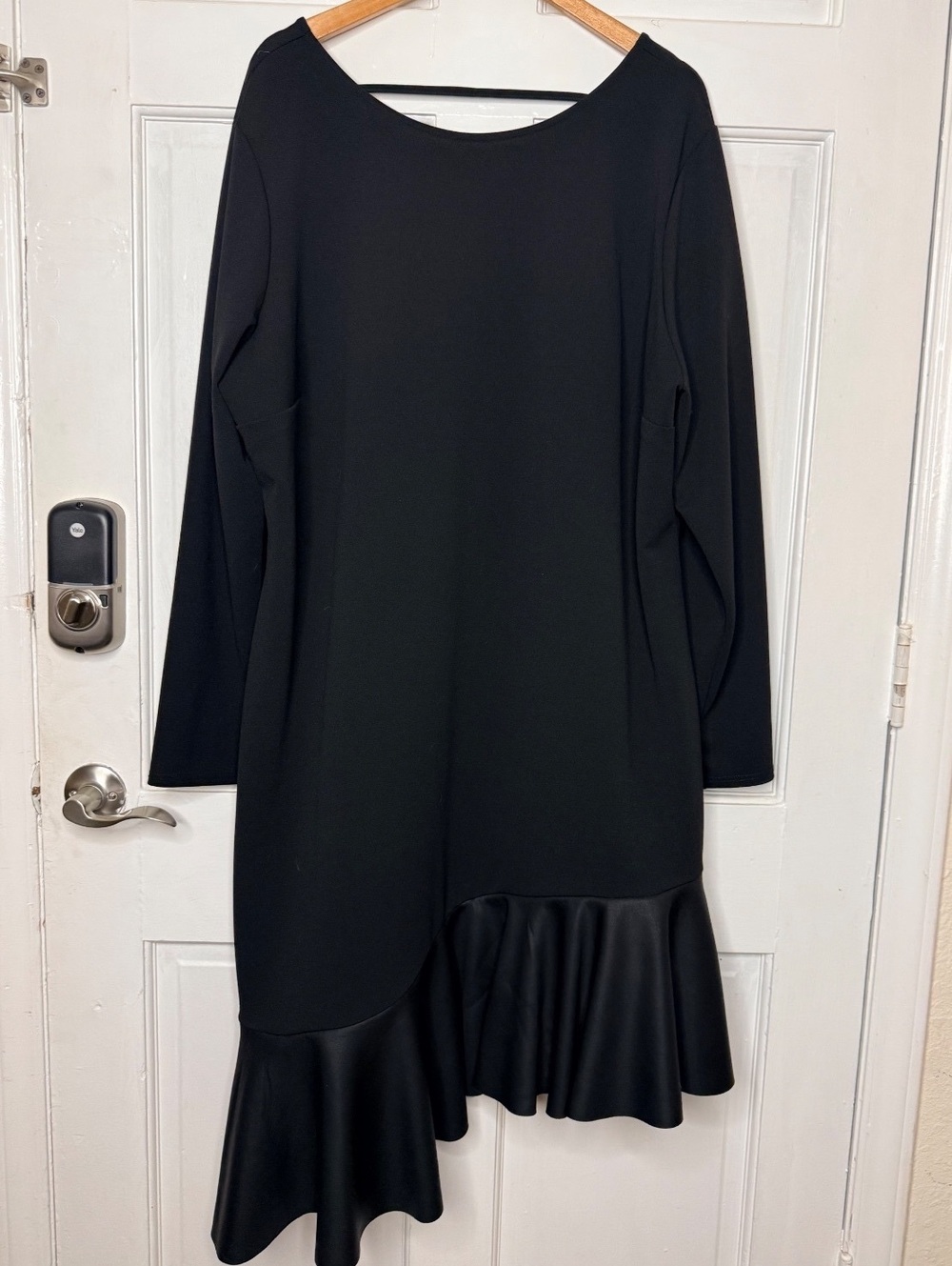 ASOS Black Asymmetric Ruffle Hem Long Sleeve Dress US 24